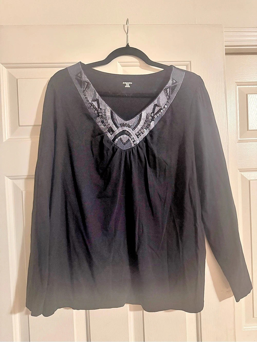 St. John's Bay Black Long Sleeve Tunic